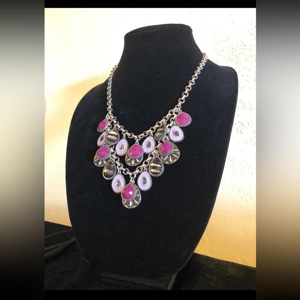 Premier Designs Violet Silver Chunky Bib Statement Necklace Limited Edition
